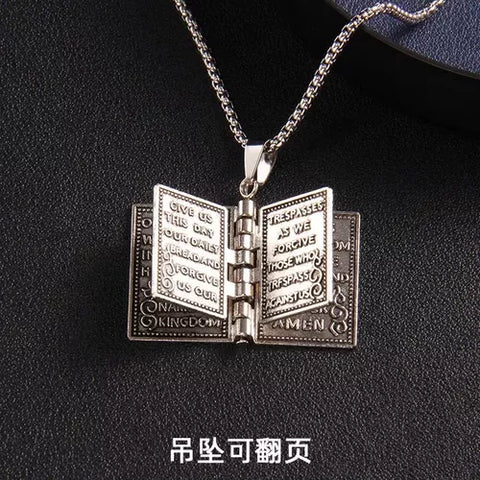 Collar con Mini Biblia  🙏 Lleva a Dios Siempre Contigo